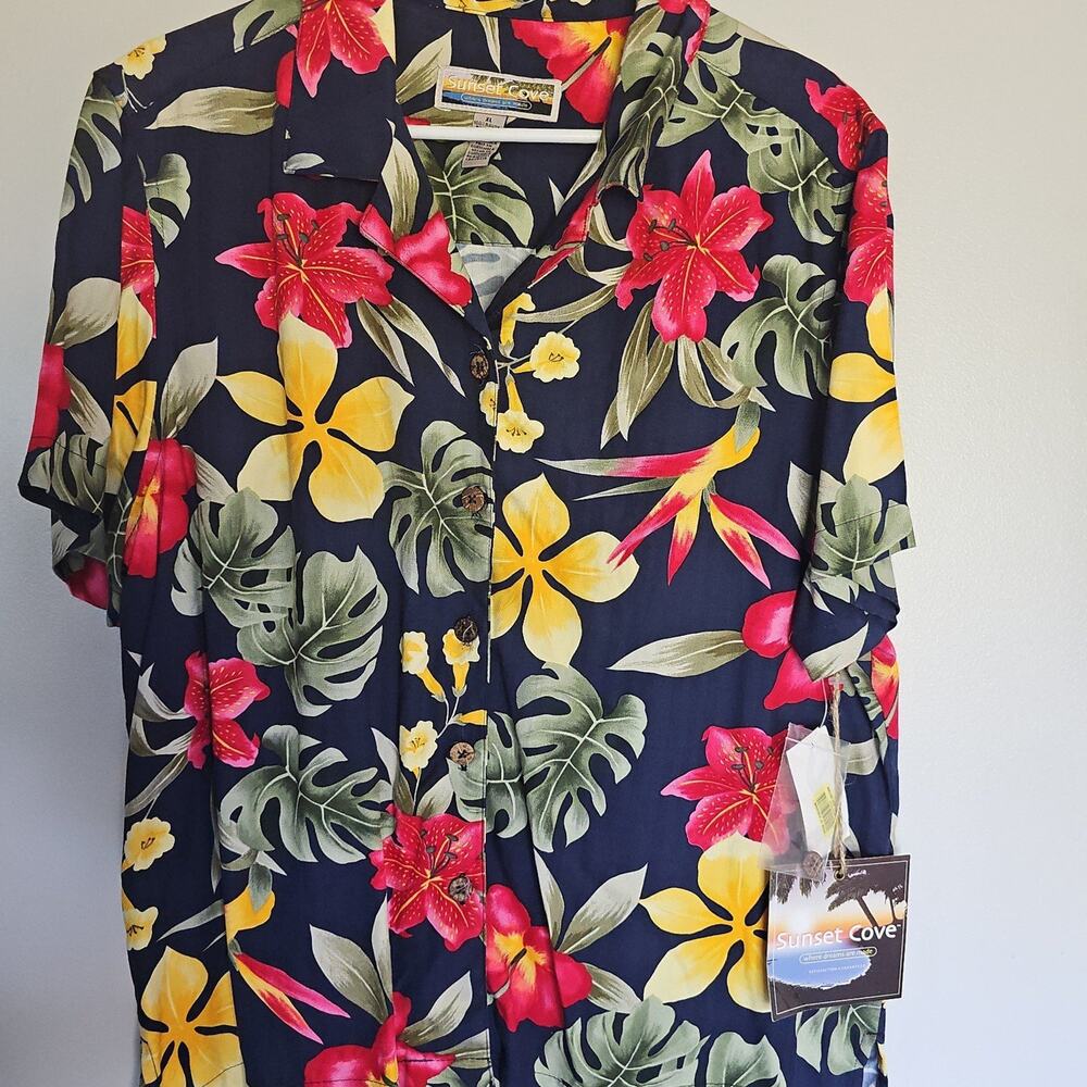Sunset Cove XL‎ Floral Hawaiian Shirt Tropical 100% Rayon Blouse Button Down XL